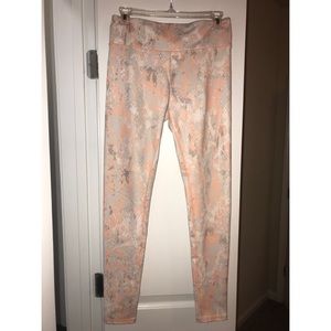 ALO Yoga Airbrush Legging - Peach Python